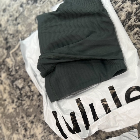 LULULEMON ALIGN HIGH RISE MINI FLARED PANT EXTRA SHORT - Picture 9 of 9